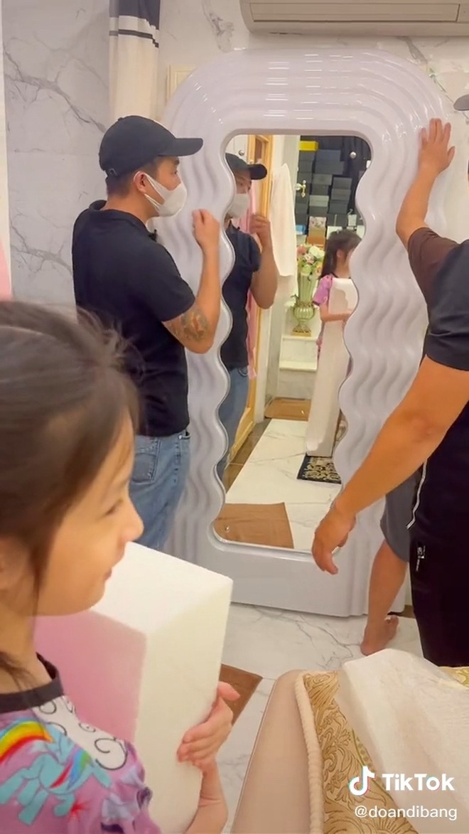 Đoàn Di Băng tiêu tiền ác- Ảnh 2.