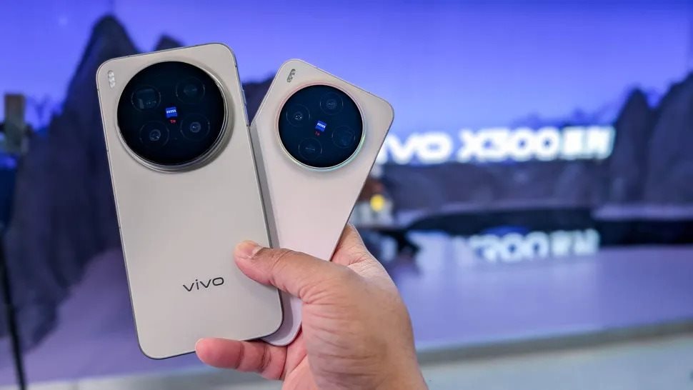 Điện thoại Vivo gây ấn tượng nhất lúc này: Camera tele 200MP vượt trội, pin 6.510mAh, giá hời đến khó tin- Ảnh 1.