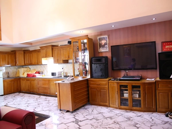 B&ecirc;n trong biệt thự 200 tỷ của Kh&aacute;nh Phương ở phường S&agrave;i G&ograve;n- Ảnh 6.