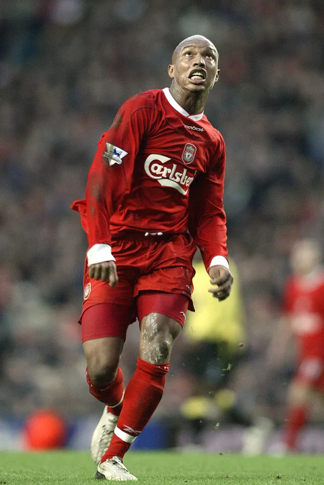 Ngó lơ con gái, cựu sao Premier League đối diện nguy cơ ngồi tù- Ảnh 1. Ngó lơ con gái, cựu sao Premier League đối diện nguy cơ ngồi tù- Ảnh 1.