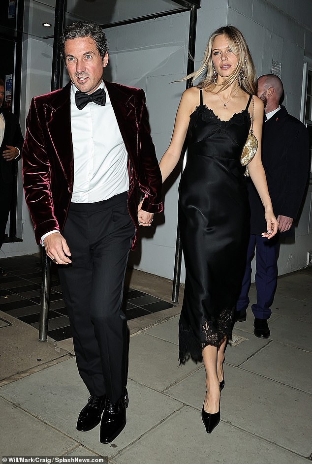 Nhà Beckham tưng bừng Nhà Beckham tưng bừng