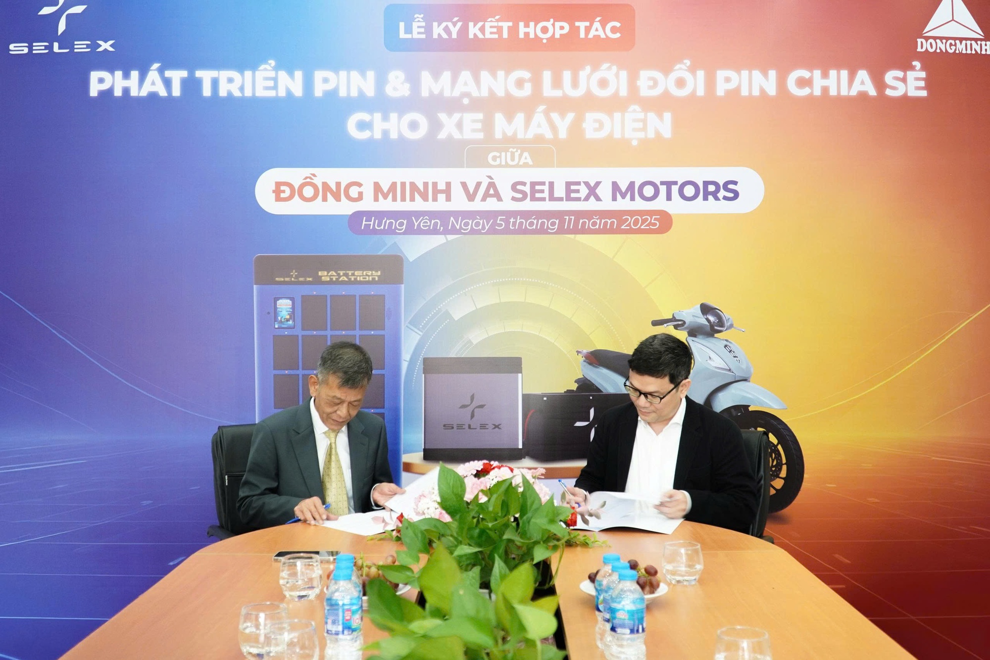 Selex Motors và Đồng Minh Group phát triển 10.000 pin công nghệ cao cho xe máy điện- Ảnh 1. Selex Motors và Đồng Minh Group phát triển 10.000 pin công nghệ cao cho xe máy điện- Ảnh 1.