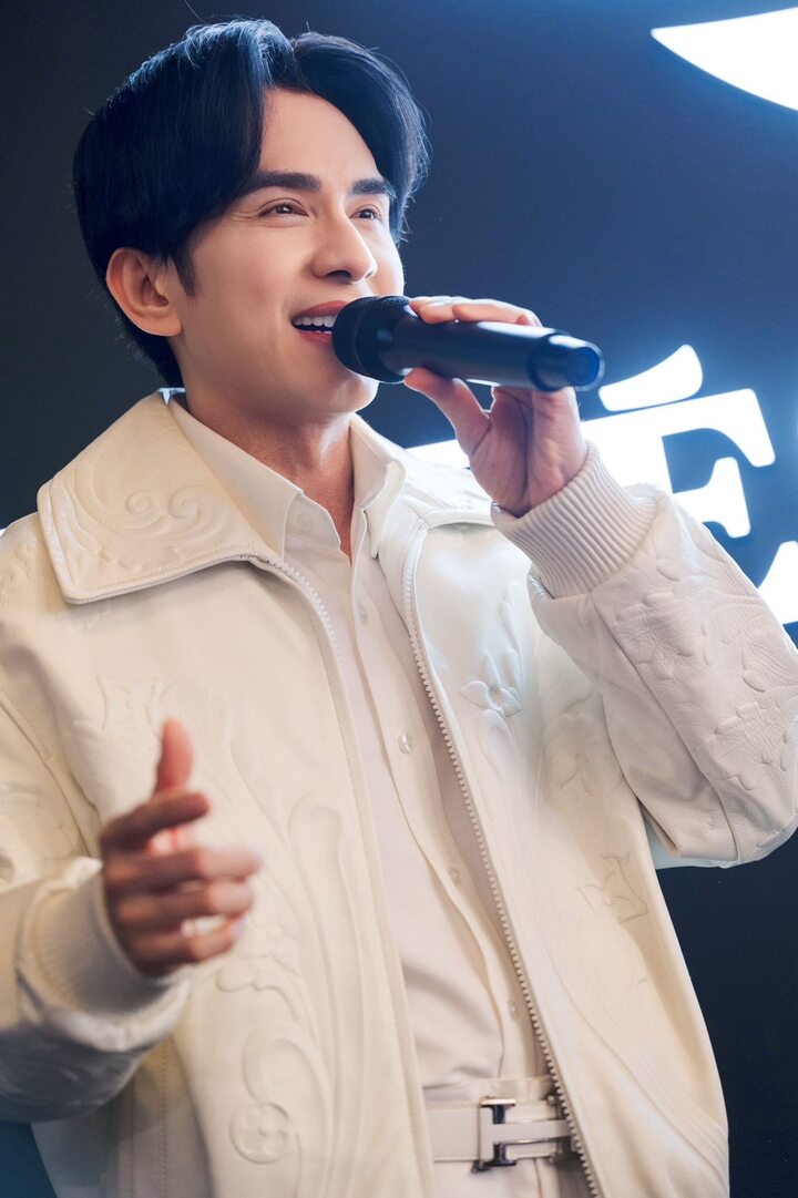 Đan Trường tuổi U50: Sức khoẻ và tình yêu đều gặp vấn đề, chỉ có nhan sắc trường tồn với thời gian- Ảnh 2. Đan Trường tuổi U50: Sức khoẻ và tình yêu đều gặp vấn đề, chỉ có nhan sắc trường tồn với thời gian- Ảnh 2.