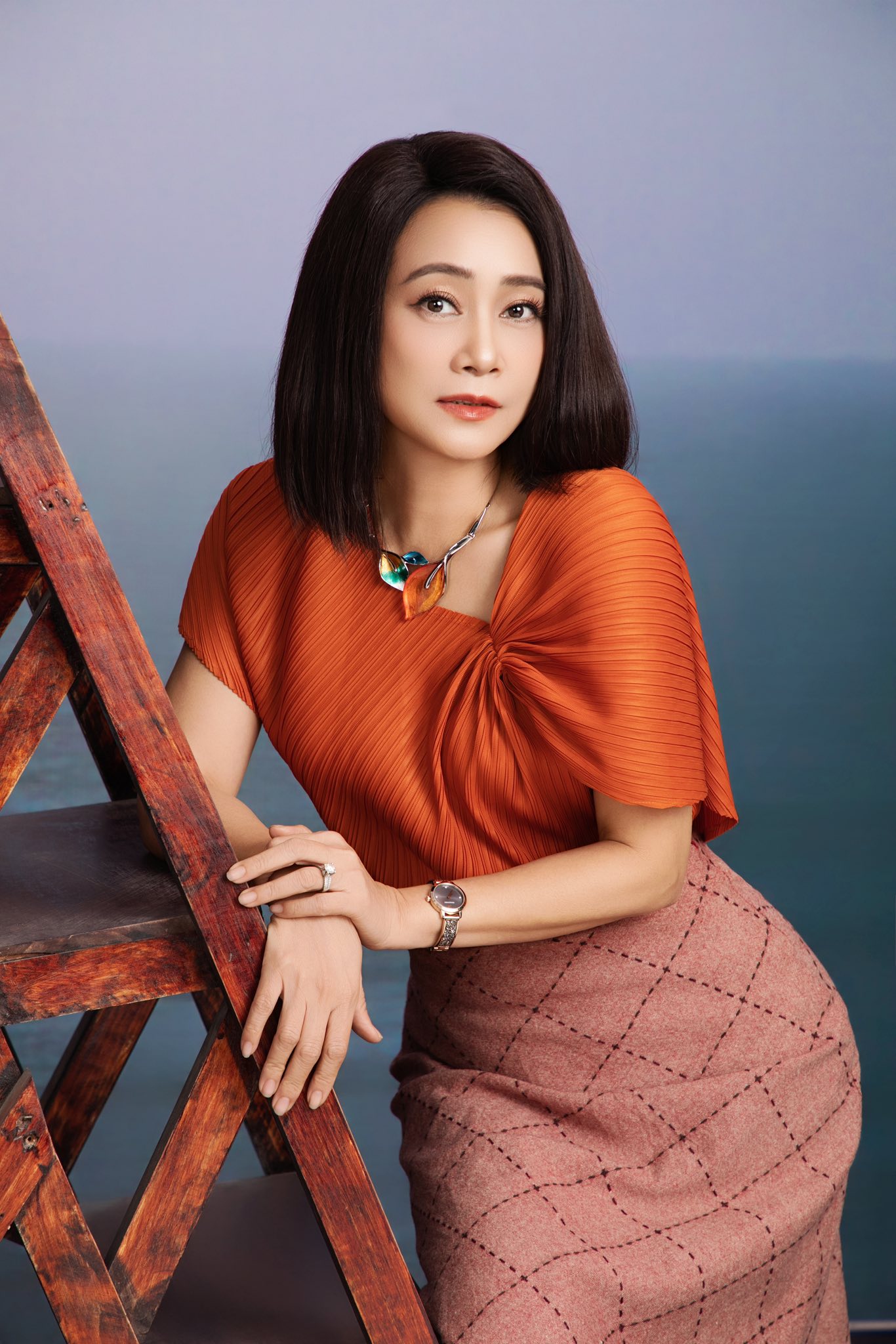 Nữ NSƯT bị người yêu bắt cá 2 tay, định không lấy chồng lại gặp được người như ý, chủ khách sạn to đẹp- Ảnh 1. Nữ NSƯT bị người yêu bắt cá 2 tay, định không lấy chồng lại gặp được người như ý, chủ khách sạn to đẹp- Ảnh 1.