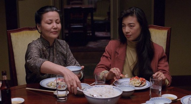 Cả nh&agrave; ăn cơm, mẹ chồng v&ocirc; t&igrave;nh n&oacute;i một c&acirc;u khiến t&ocirc;i hiểu v&igrave; sao m&igrave;nh m&atilde;i kh&ocirc;ng c&oacute; con- Ảnh 1.
