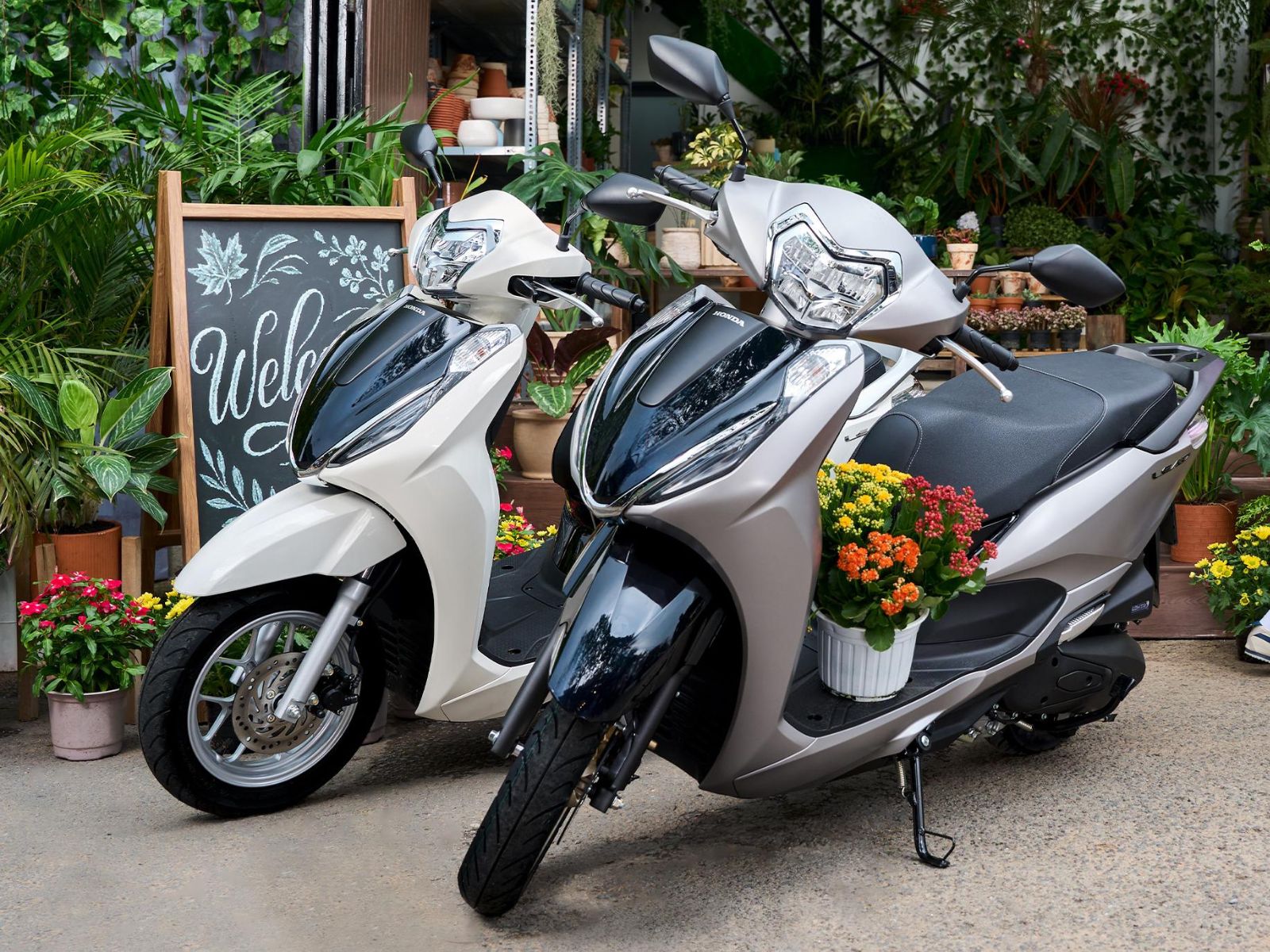 Honda Việt Nam đồng loạt ra 3 xe máy mới: Đều là xe tay ga, giá bán 40-104 triệu đồng, có mẫu cốp ‘siêu rộng’- Ảnh 7.