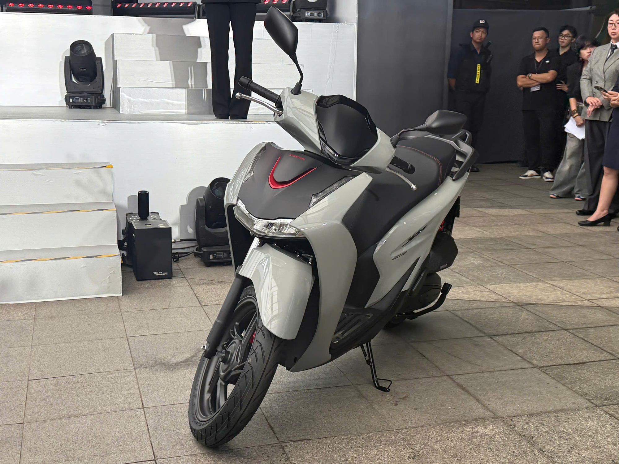 Honda ra mắt SH, Air Blade 2026, đại lý Honda ra mắt SH, Air Blade 2026, đại lý