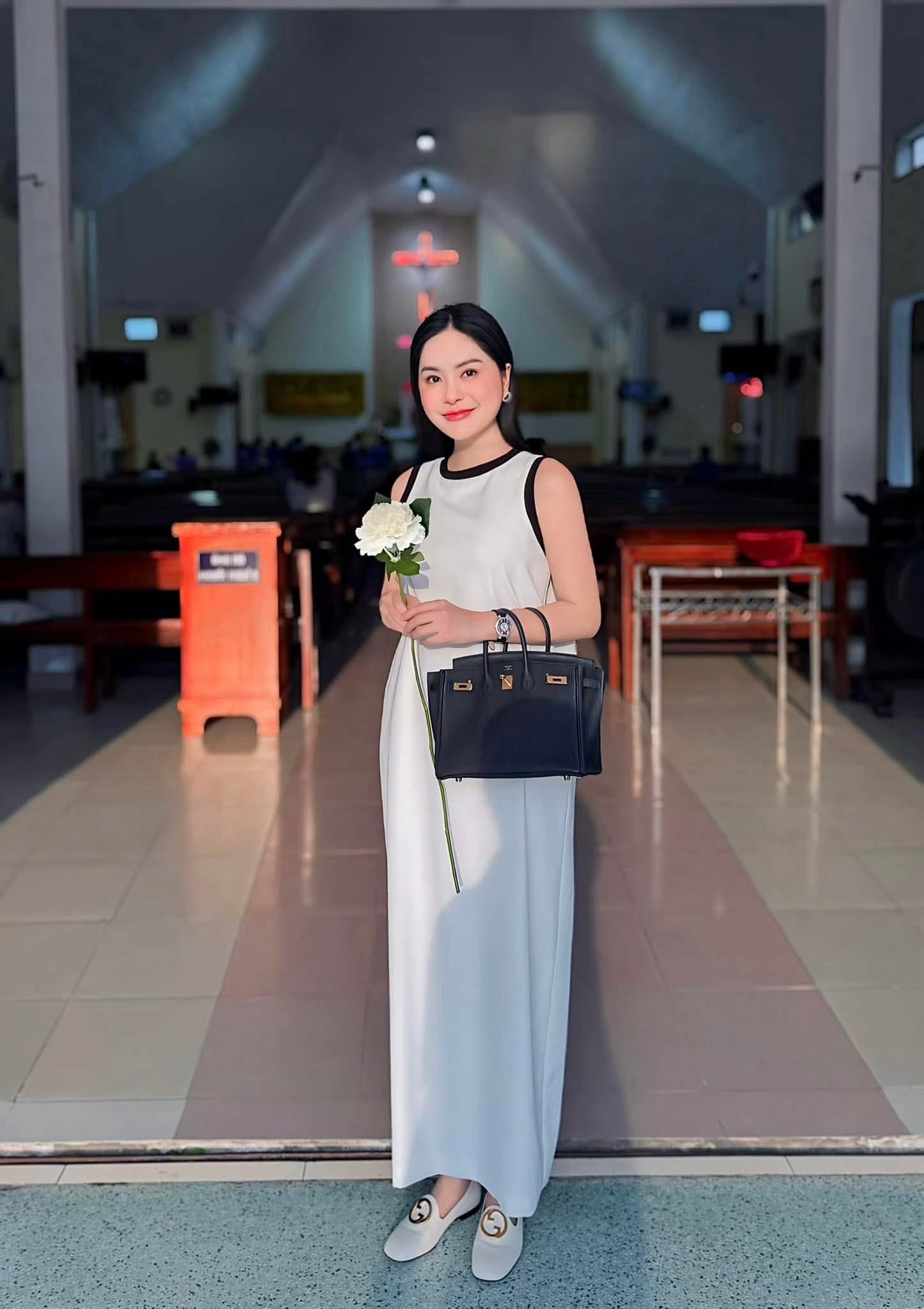 BST túi hàng hiệu của Đoàn Di Băng: Hermès đựng cún cưng, Dior và Chanel để đi chợ- Ảnh 19.