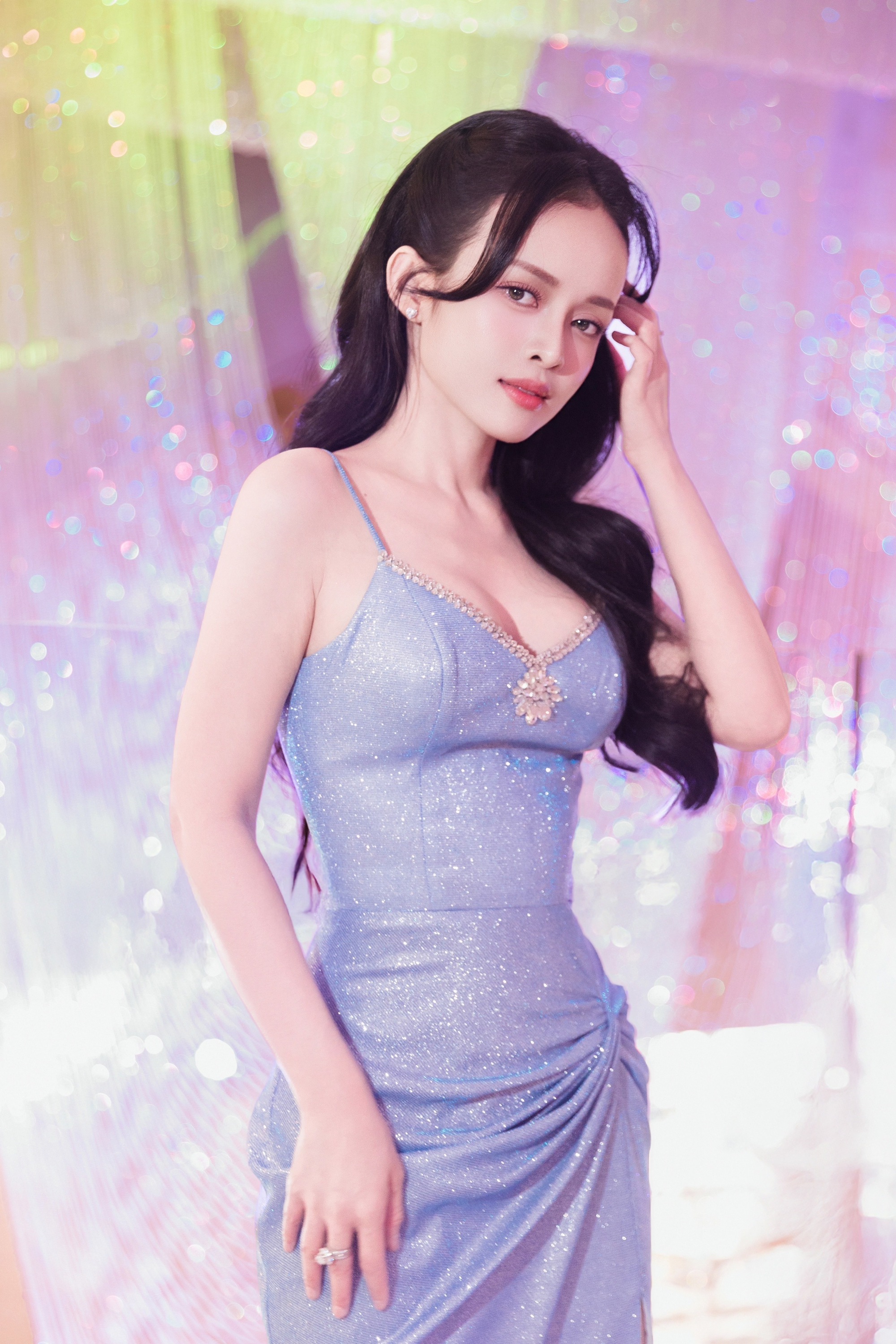 MC Thanh Trúc đẹp quyến rũ: “Tôi chỉ muốn đẹp nhất trong mắt người đàn ông mình yêu”- Ảnh 3. MC Thanh Trúc đẹp quyến rũ: “Tôi chỉ muốn đẹp nhất trong mắt người đàn ông mình yêu”- Ảnh 3.