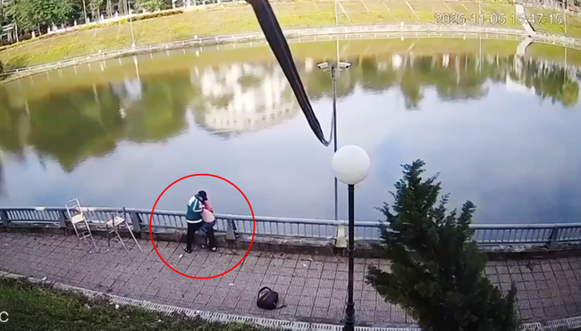 Vụ nam sinh lớp 8 bị bạn hất xuống hồ nước: Hiệu trưởng tiết lộ về 2 em khi ở trường, lớp- Ảnh 2. Vụ nam sinh lớp 8 bị bạn hất xuống hồ nước: Hiệu trưởng tiết lộ về 2 em khi ở trường, lớp- Ảnh 2.