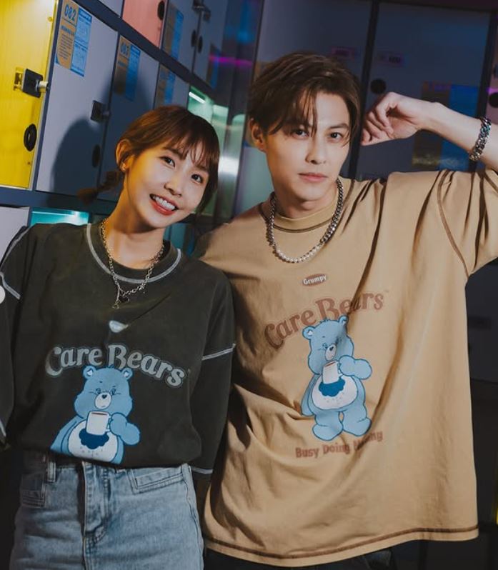 Bức ảnh nhạy cảm khiến “hoàng tử showbiz” lộ chuyện ngoại tình- Ảnh 2. Bức ảnh nhạy cảm khiến “hoàng tử showbiz” lộ chuyện ngoại tình- Ảnh 2.