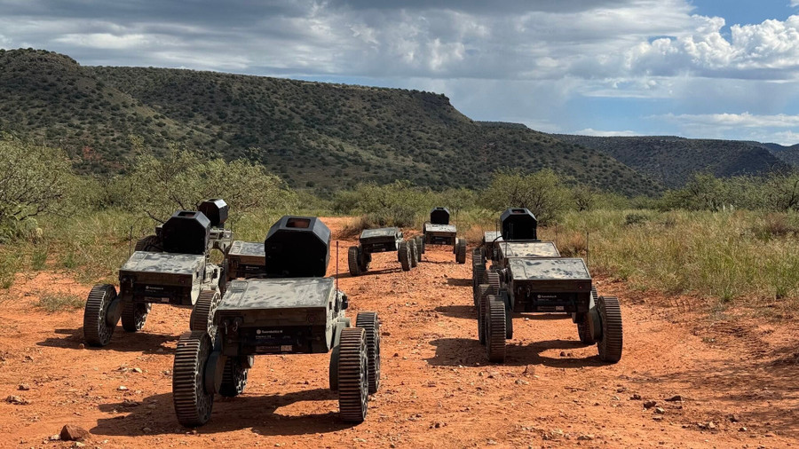 Ra mắt bầy robot săn lùng xe tăng- Ảnh 1.