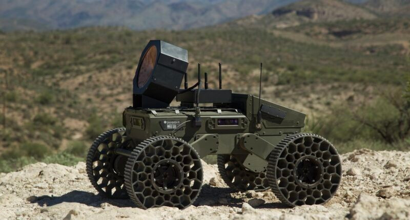 Ra mắt bầy robot săn lùng xe tăng- Ảnh 2.