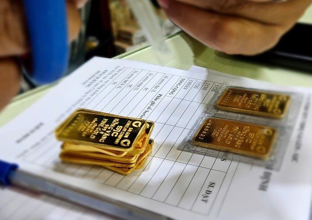 Giá vàng trong nước tăng trở lại, SJC tiến sát mốc 148 triệu đồng/lượng- Ảnh 1.