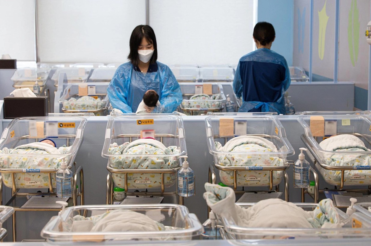 Cảnh Báo Nguy Cơ Trao Nhầm Trẻ Sơ Sinh Khi Các Bệnh Viện Liên Tục Xảy Ra Sự Cố- Ảnh 1.