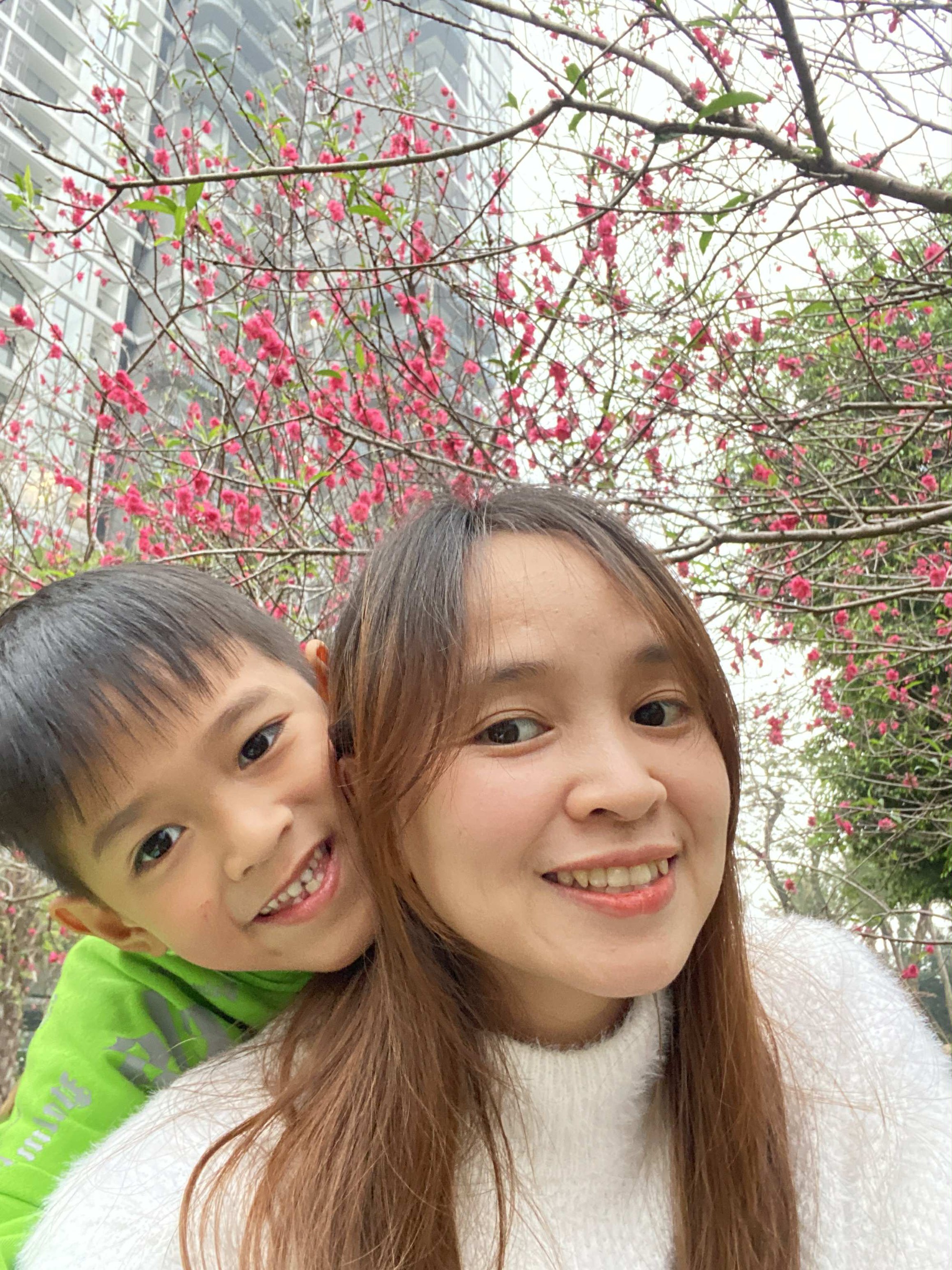 Mẹ Hưng Y&ecirc;n 6h30 s&aacute;ng dậy l&agrave;m cơm hộp cho con mang tới trường: Nh&igrave;n th&ocirc;i đ&atilde; thấy đ&uacute;ng chuẩn "cơm nh&agrave; mẹ nấu"- Ảnh 2.