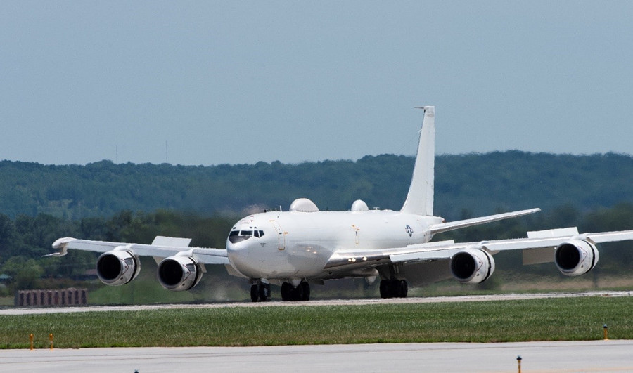 E-6B Mercury ra lệnh ph&oacute;ng t&ecirc;n lửa hạt nh&acirc;n Minuteman III giữa t&igrave;nh h&igrave;nh n&oacute;ng- Ảnh 2.