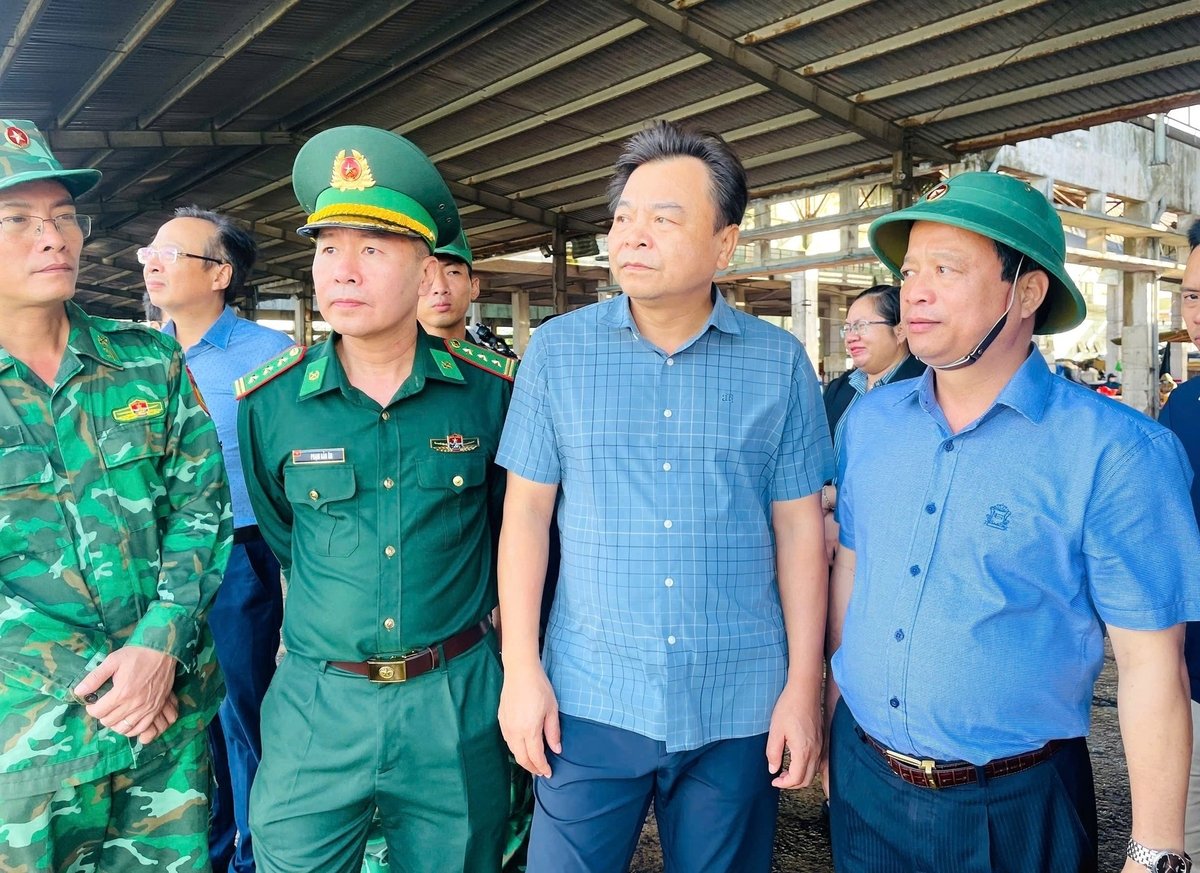 Thông báo khẩn: Tuyệt đối không để người dân tỉnh này ra đường từ 18 giờ tối nay- Ảnh 1. Thông báo khẩn: Tuyệt đối không để người dân tỉnh này ra đường từ 18 giờ tối nay- Ảnh 1.