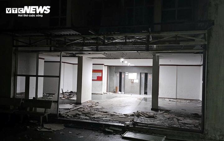 Bão số 13 Kalmaegi quần thảo Đắk Lắk, Gia Lai: Nhà sập, ngập khắp nơi, nhiều người cầu cứu- Ảnh 6.