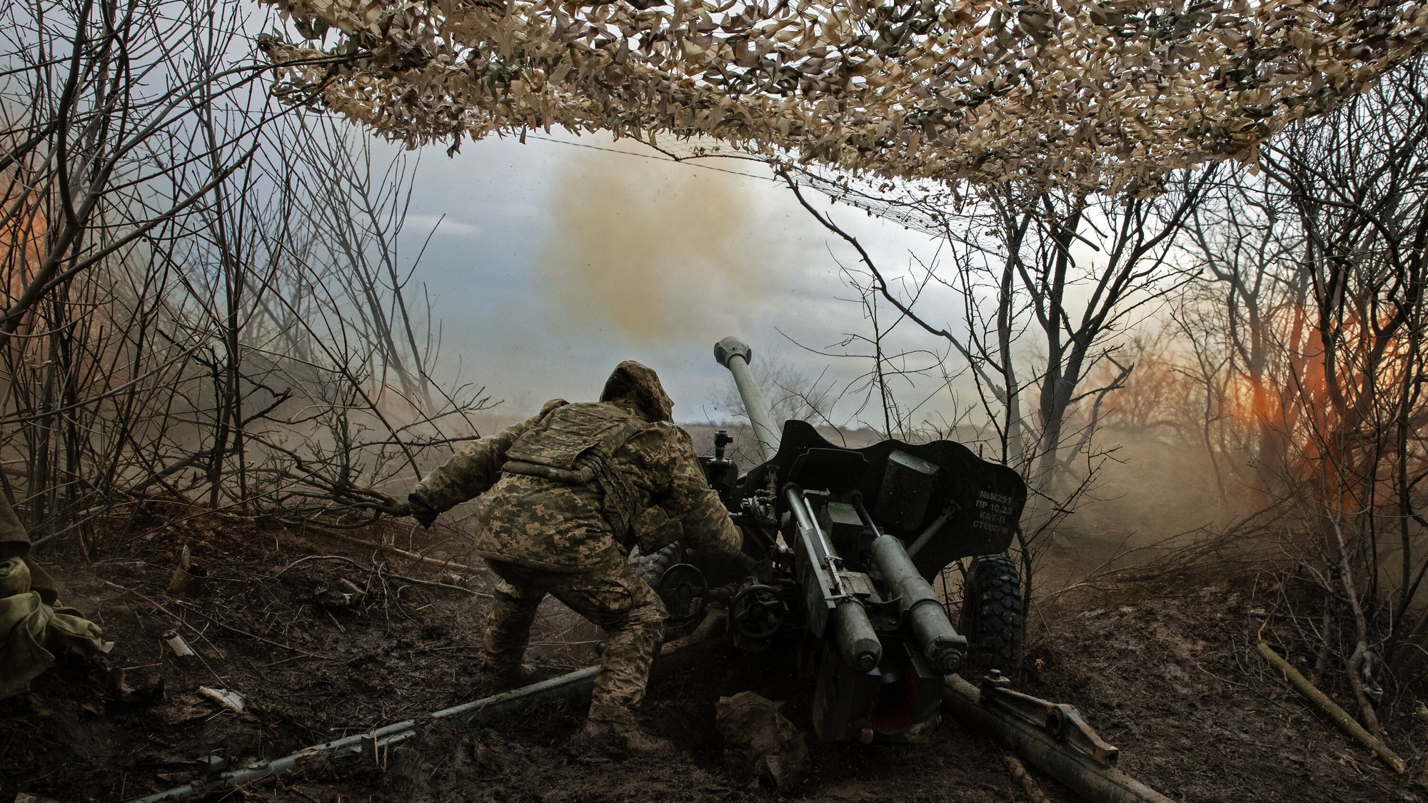 &ldquo;Đồng minh đặc biệt&rdquo; của Nga lộ diện, Moscow tung đ&ograve;n lớn - cựu quan chức NATO giục đưa qu&acirc;n sang Ukraine- Ảnh 1.