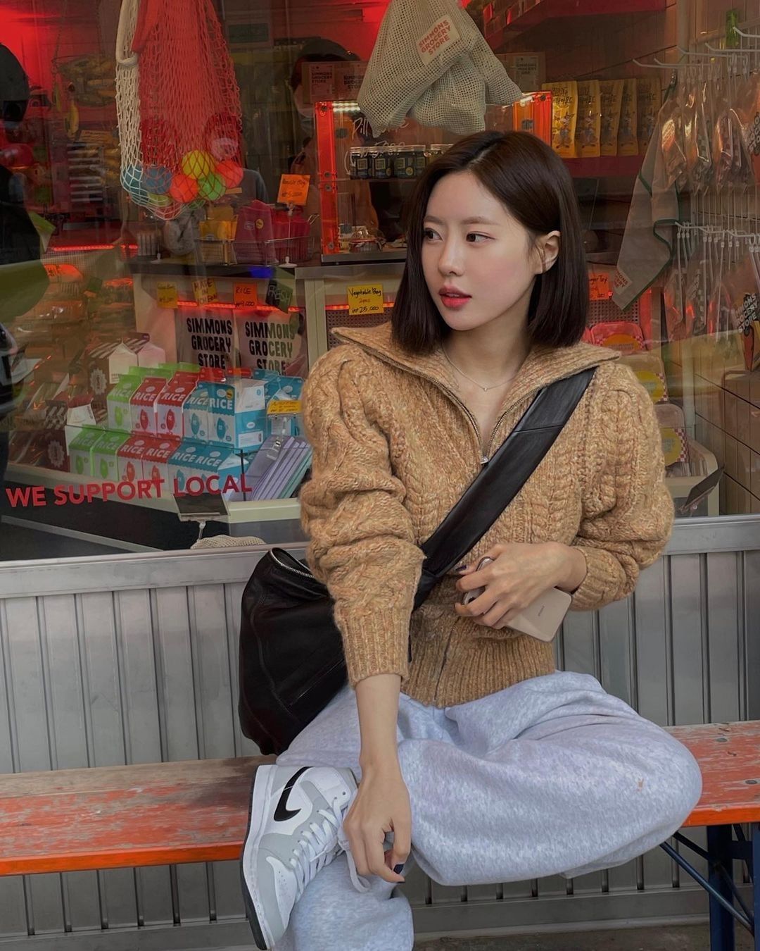 Nhà 3 người ở Hà Nội ăn 2 triệu/ tháng, nợ mua nhà 14 triệu- Ảnh 2.