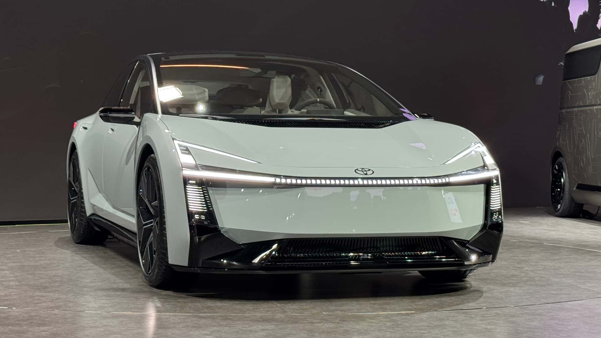 Toyota Corolla Altis sắp có loạt động cơ mới đấu Civic: Đều 1.5L nhưng có tăng áp, hybrid, ‘ăn’ xăng chỉ từ 2,5L/100km ngang SH- Ảnh 5. Toyota Corolla Altis sắp có loạt động cơ mới đấu Civic: Đều 1.5L nhưng có tăng áp, hybrid, ‘ăn’ xăng chỉ từ 2,5L/100km ngang SH- Ảnh 5.