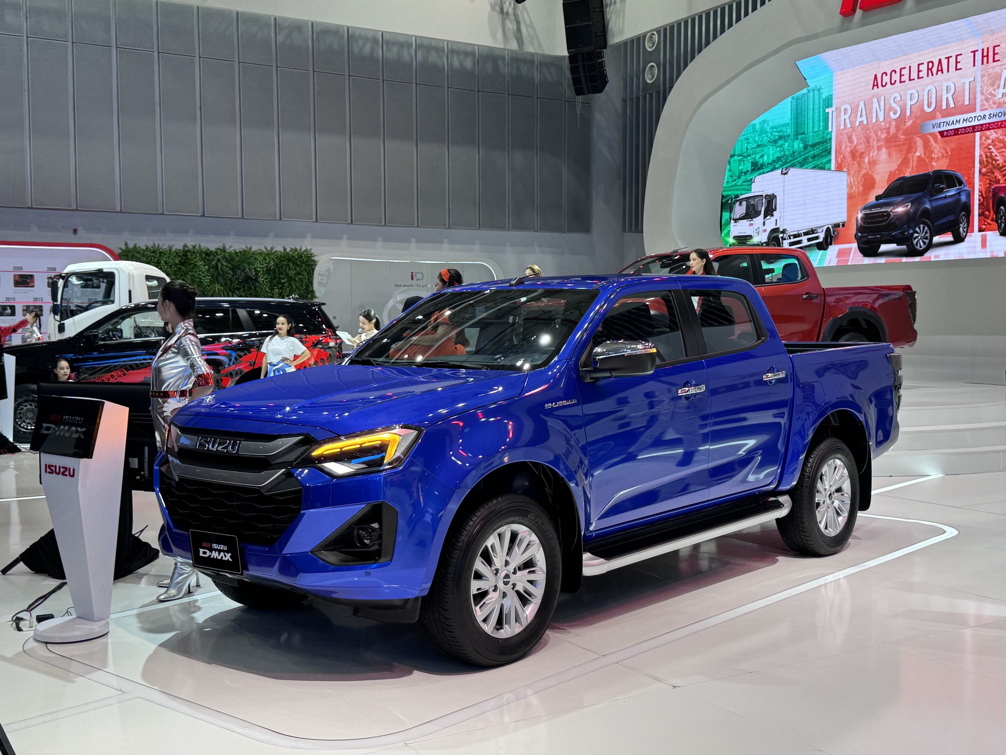 Dòng xe bán tải nào đang giảm giá mạnh?- Ảnh 4. Dòng xe bán tải nào đang giảm giá mạnh?- Ảnh 4.