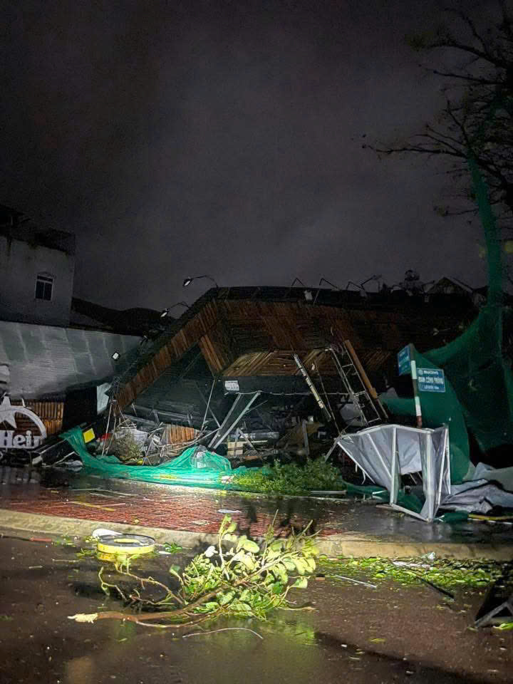 Đắk Lắk: Ước tính thiệt hại ban đầu 1.900 tỷ đồng- Ảnh 2. Đắk Lắk: Ước tính thiệt hại ban đầu 1.900 tỷ đồng- Ảnh 2.