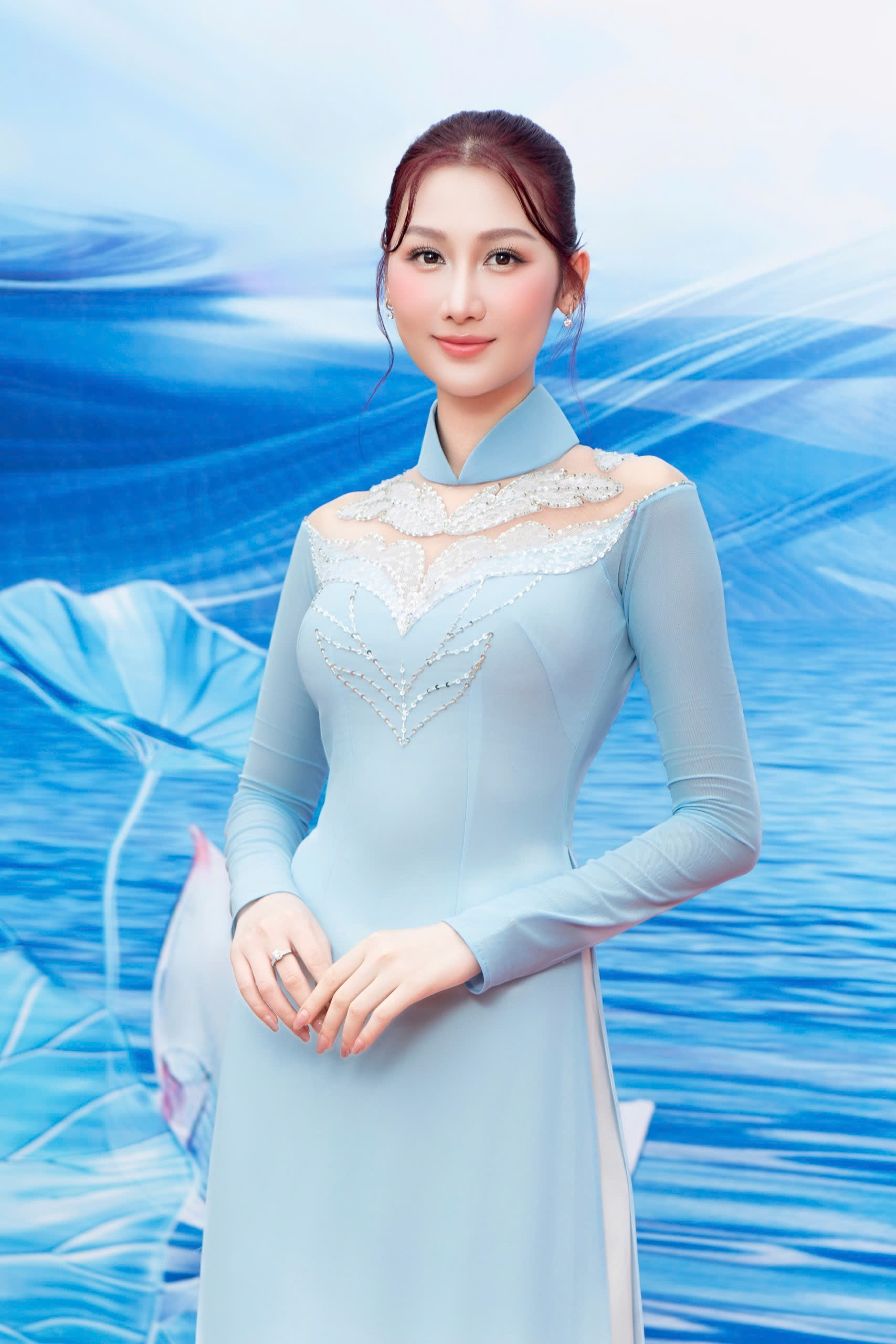 Hoa hậu Quế Anh chọn thí sinh Hoa hậu Sinh viên Hòa bình Việt Nam 2025- Ảnh 2. Hoa hậu Quế Anh chọn thí sinh Hoa hậu Sinh viên Hòa bình Việt Nam 2025- Ảnh 2.