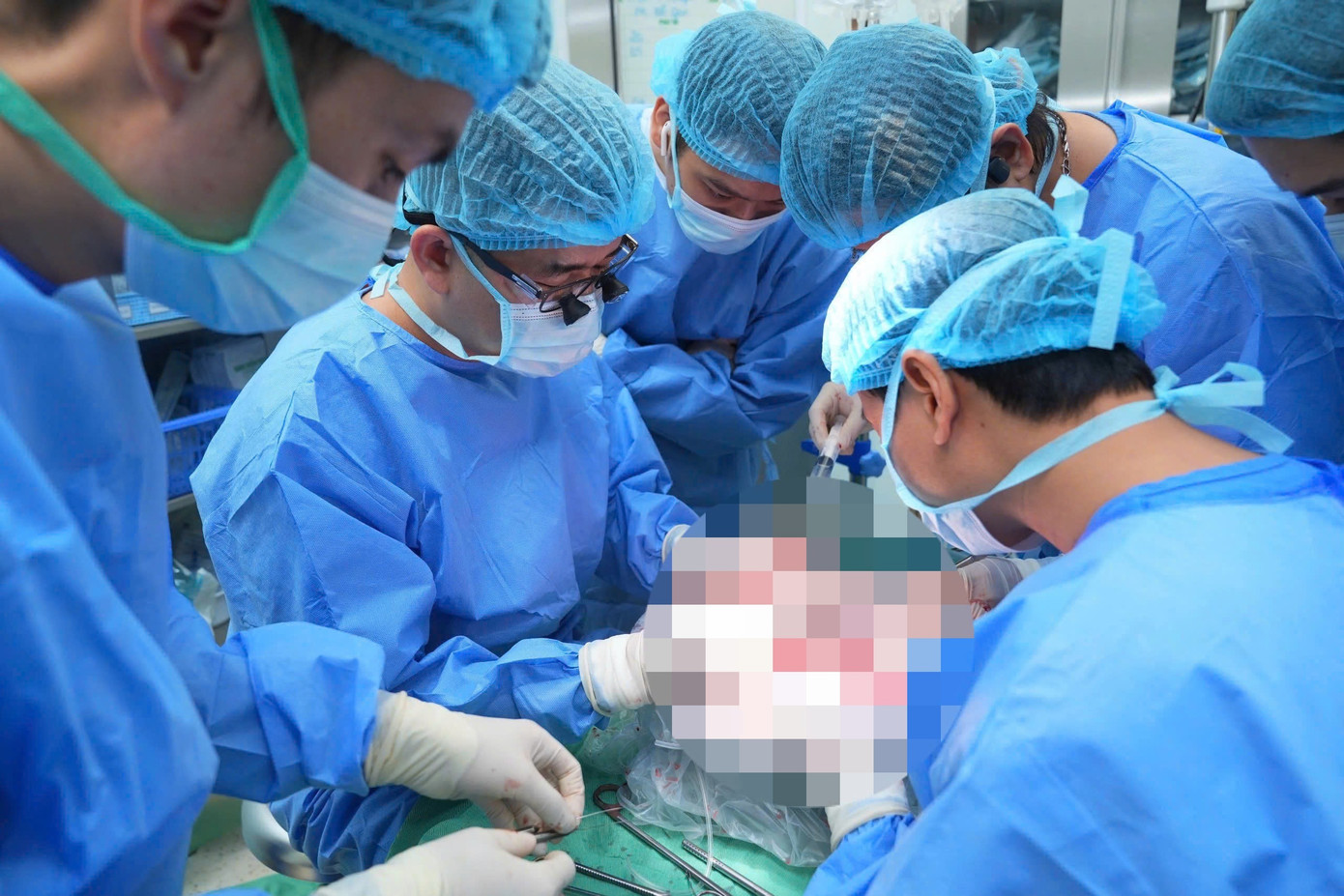 Ca ghép gan của vợ cho chồng tạo dấu mốc đặc biệt- Ảnh 1.