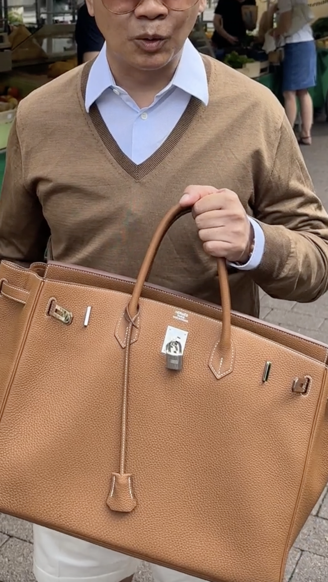 Thái Công nói gì về túi Hermès giả?- Ảnh 2.