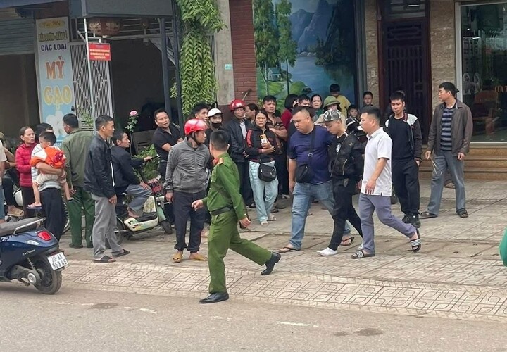 Danh tính nghi phạm cướp tiệm vàng ở Thái Nguyên- Ảnh 2. Danh tính nghi phạm cướp tiệm vàng ở Thái Nguyên- Ảnh 2.