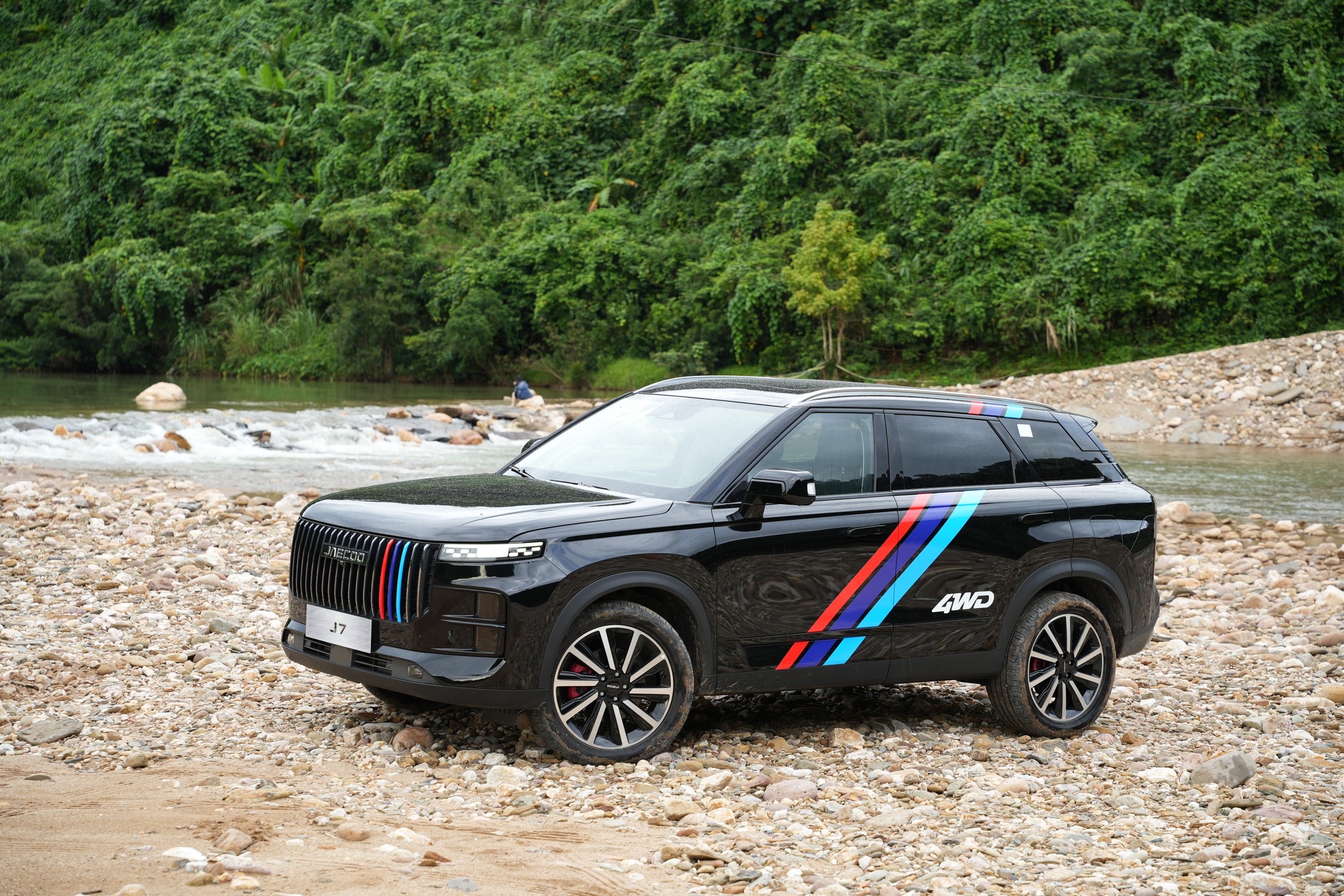 Omoda & Jaecoo tiếp tục giảm giá: Omoda C5 rẻ ngang Sonet, Jaecoo J7 ‘xanh chín’ với CX-5, Tucson- Ảnh 6.