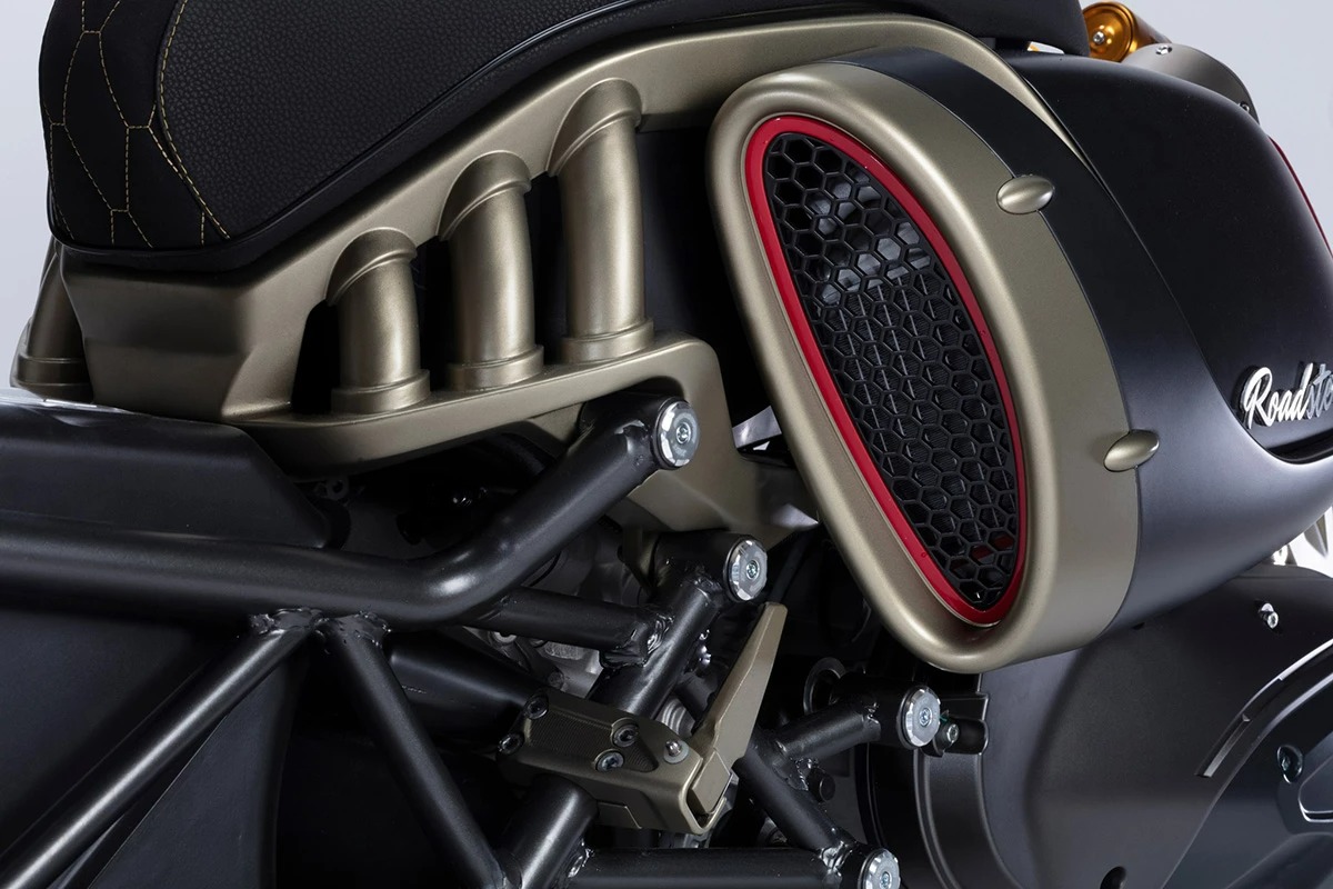 Xe tay ga Italjet Roadster 400 ra mắt: Đây là chiếc xe tay ga điên rồ nhất mà tôi từng thấy- Ảnh 5.