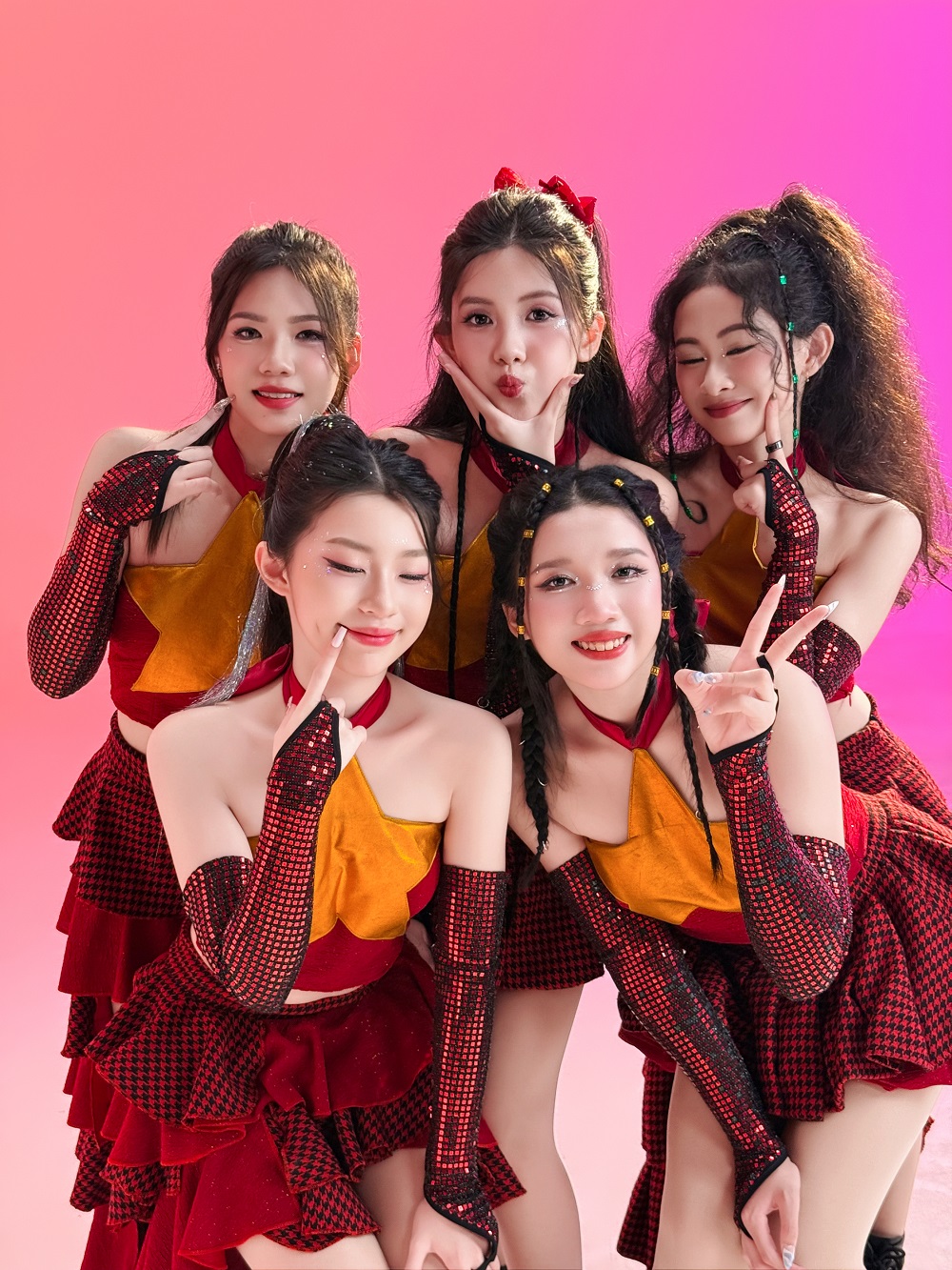 Ra mắt nhóm nhạc nữ 5 thành viên tuổi đời từ 14 đến 17- Ảnh 2.