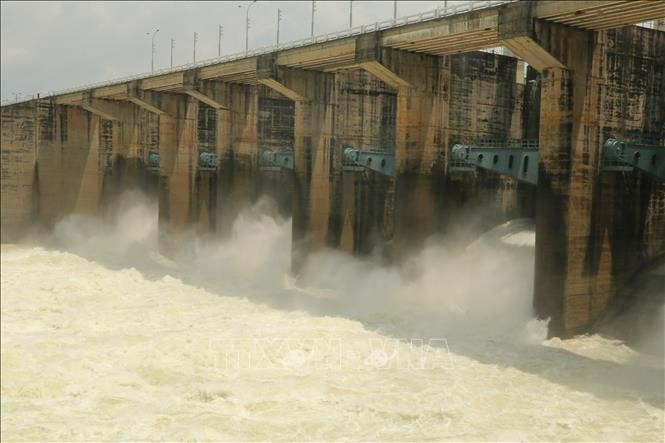 20 hồ thủy điện đang xả lũ- Ảnh 2.