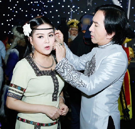 Chân dung vợ ba kém 11 tuổi xuất thân trâm anh thế phiệt của NSƯT Kim Tử Long- Ảnh 5.