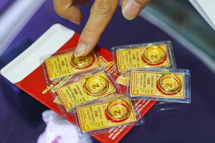 Vàng đang 'dậm chân tại chỗ', nhà đầu tư nên làm gì? - Ảnh 1.