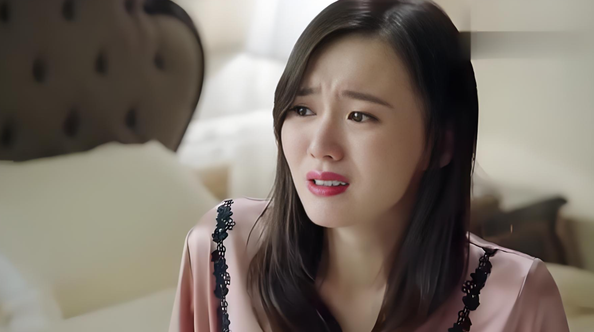 U40 lần đầu tới thăm nh&agrave; bạn trai, vừa nh&igrave;n thấy thứ trong ph&ograve;ng ngủ, t&ocirc;i t&aacute;i m&eacute;t mặt m&agrave;y vội v&agrave;ng bỏ chạy- Ảnh 1.