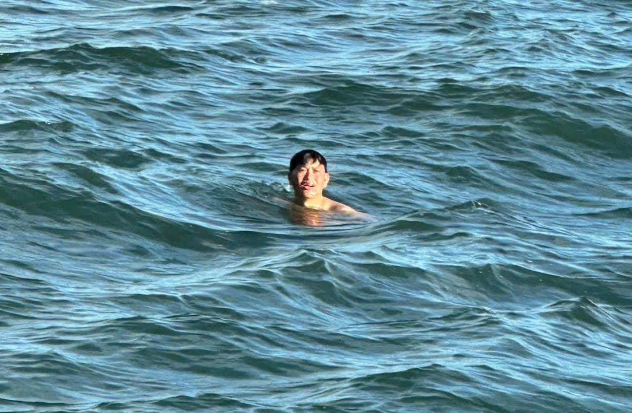 Chuyện 3 ông 'thần biển' ở Lý Sơn- Ảnh 1.