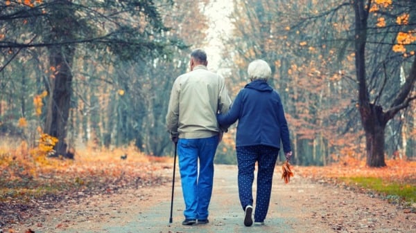 Với người già, đừng làm 3 việc- Ảnh 1.