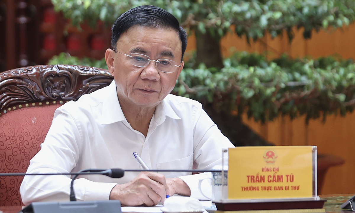 Bộ Chính trị: Bố trí khoảng 10% tổng quỹ tiền lương của năm để thu hút nhân tài- Ảnh 1.