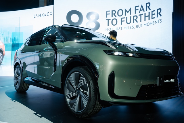 Ngắm mẫu SUV lập kỷ lục Guinness 1.813 km chỉ với một lần sạc và đổ xăng, "cháy hàng" khi về Việt Nam - Ảnh 1.