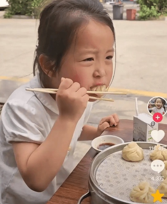 Bữa sáng ý nghĩa giữa cha và con: Phương pháp giáo dục hiện đại đáng suy ngẫm - Ảnh 1.