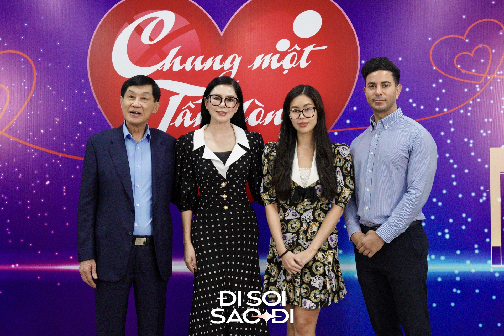 Diện mạo hiện tại của vợ tỷ phú Johnathan Hạnh Nguyễn- Ảnh 3.