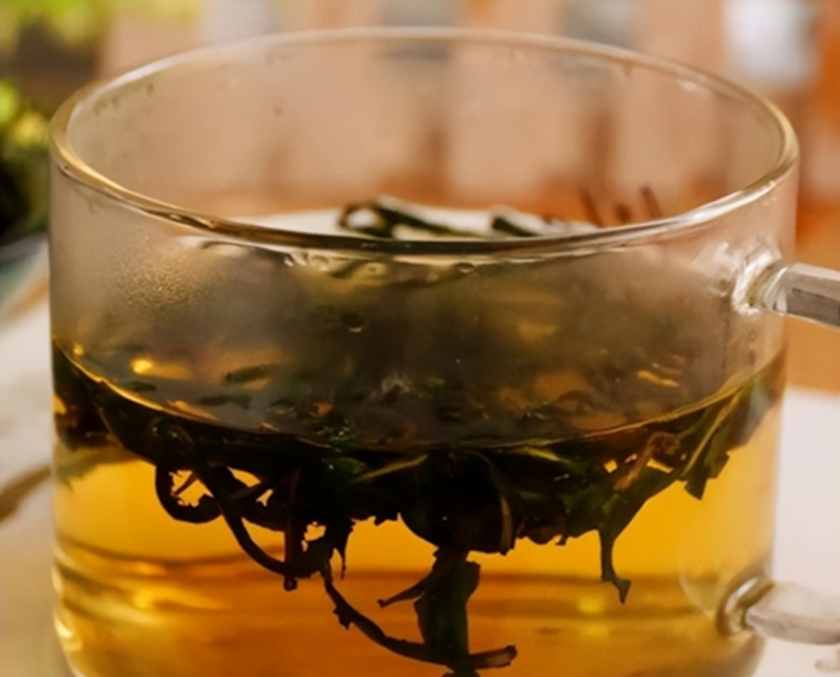 Uống nước bồ công anh mỗi bữa sáng suốt 2 năm, người đàn ông 46 tuổi nhận kết quả là...- Ảnh 1.