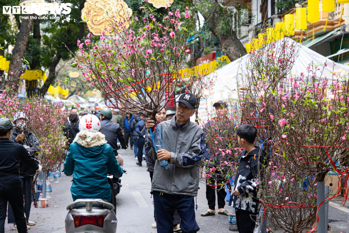 Năm 2148: Việt Nam đón Tết Nguyên đán hai lần Vì nhuận tháng Giêng - Ảnh 2.