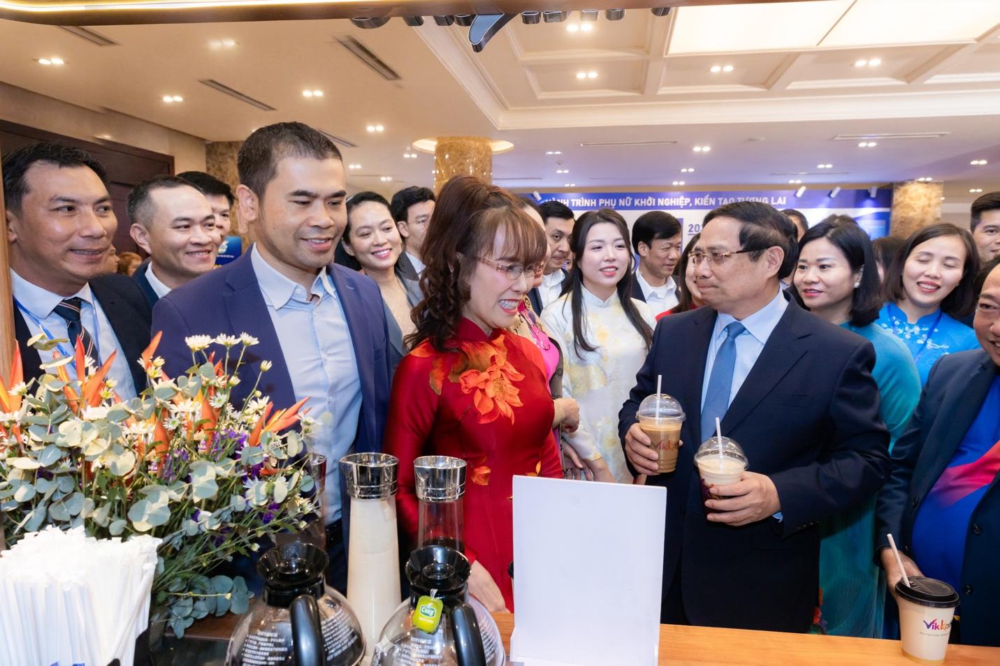 Tiến sĩ Nguyễn Thị Phương Thảo: Chị em ch&iacute;nh l&agrave; những &ldquo;nữ chiến binh thầm lặng&rdquo; của kinh tế tư nh&acirc;n - Ảnh 8.