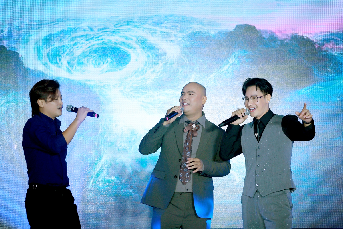 Ca nhạc sĩ A Tuân ăn mừng hit 2 tỷ view hậu đổ vỡ hôn nhân- Ảnh 6.