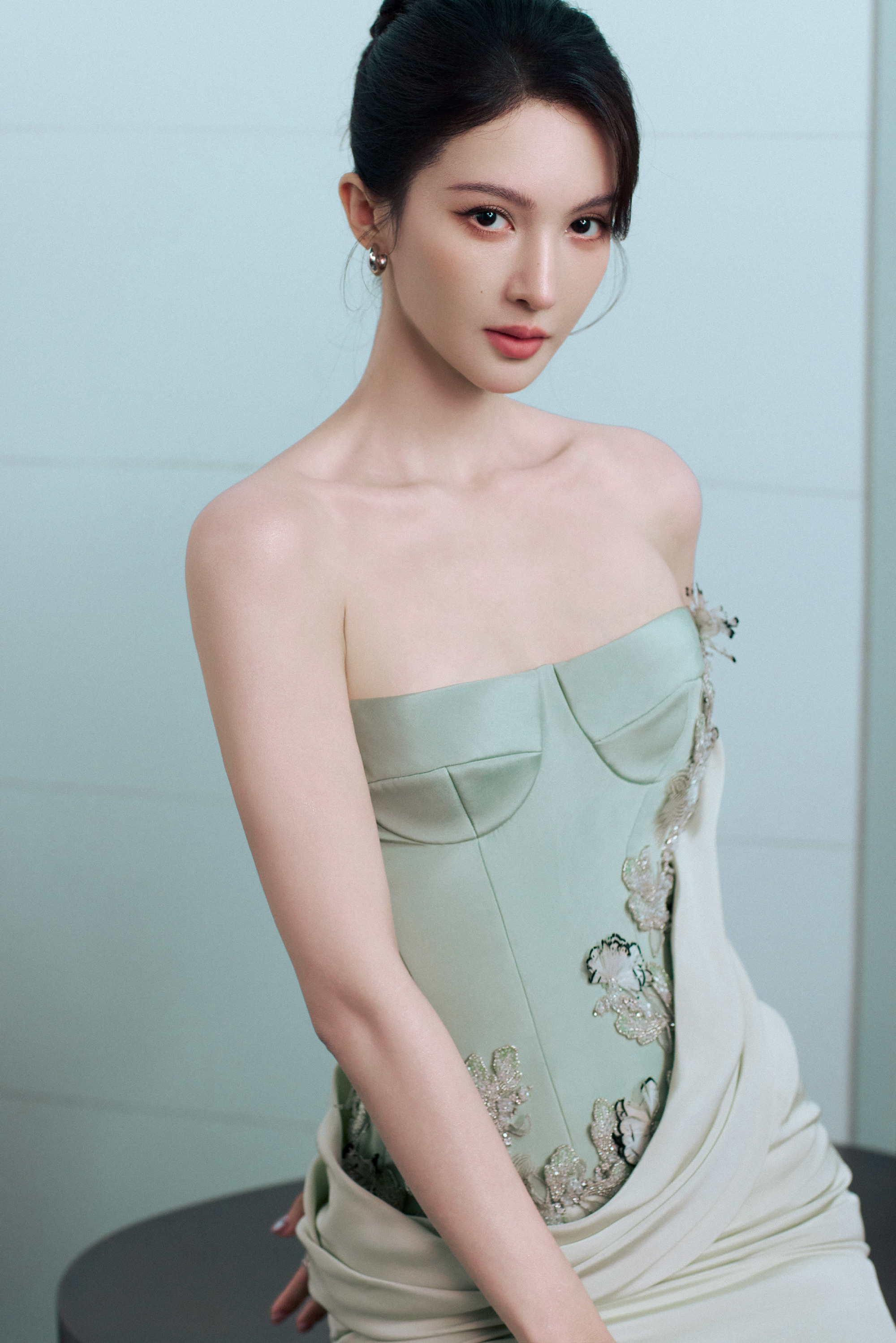 Mỹ nam lộ clip hẹn hò ở Phú Quốc thay bồ, lần này cặp kè Hoa khôi đẹp nhất trường múa?- Ảnh 10. Mỹ nam lộ clip hẹn hò ở Phú Quốc thay bồ, lần này cặp kè Hoa khôi đẹp nhất trường múa?- Ảnh 10.